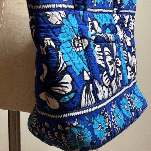 Gold Coast Blue Purse. - Picture 4 of 7